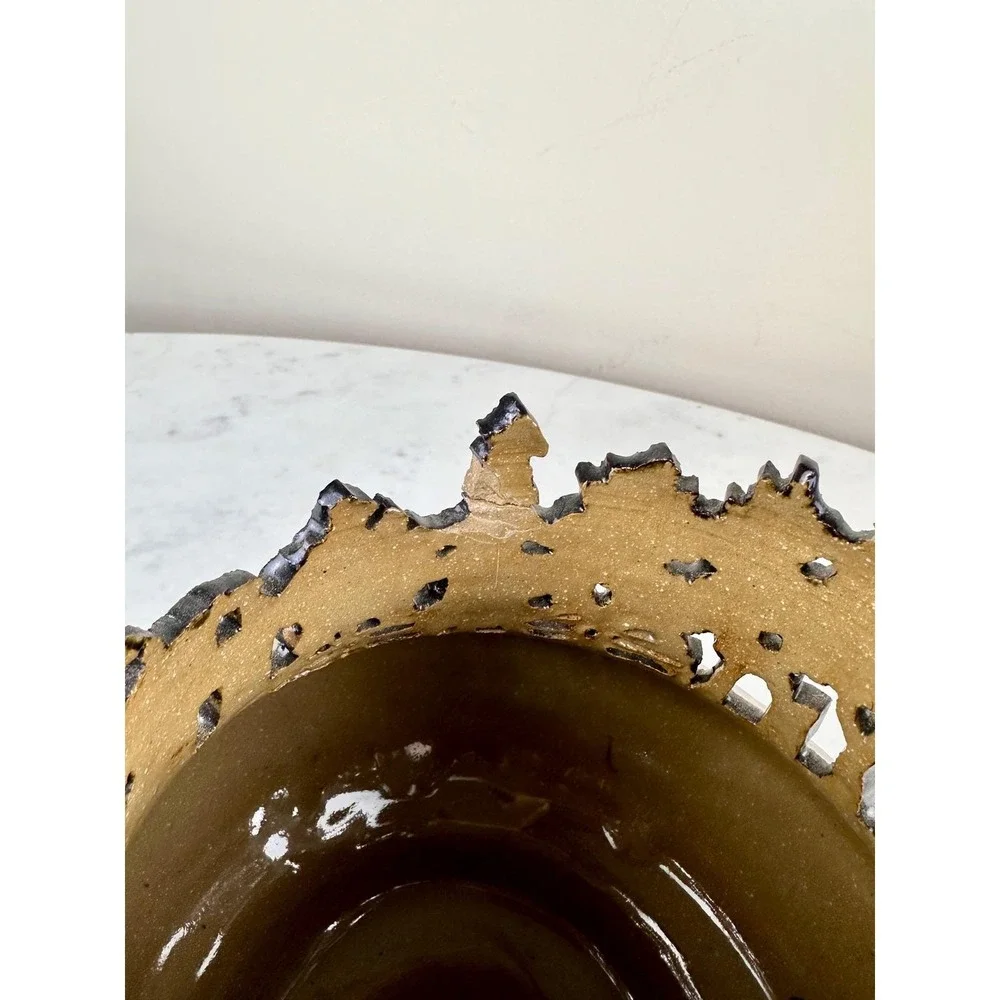 Rodney Leftwich Folk Art Pottery‎ Vase Asheville NC Brown Green 1995 Cutout Rim